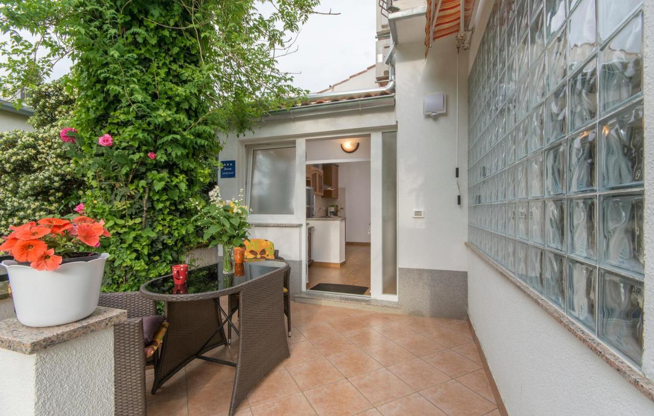 Apartmani Cupar Porec Esterno foto